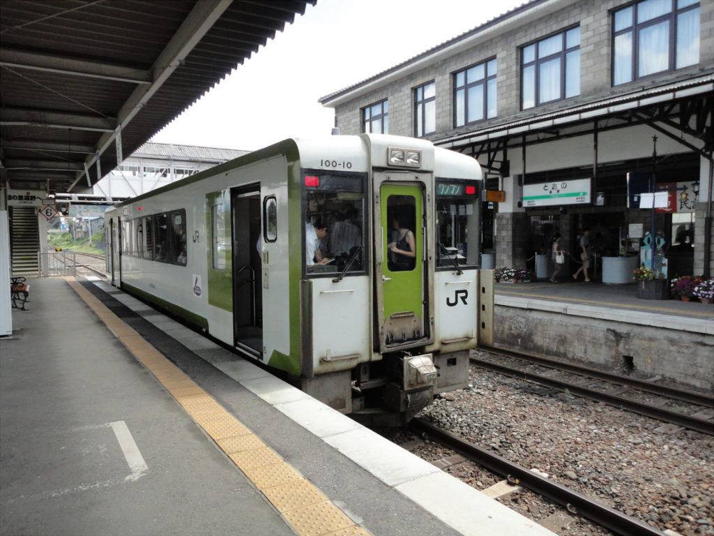 【画像】遠野駅に到着した釜石線